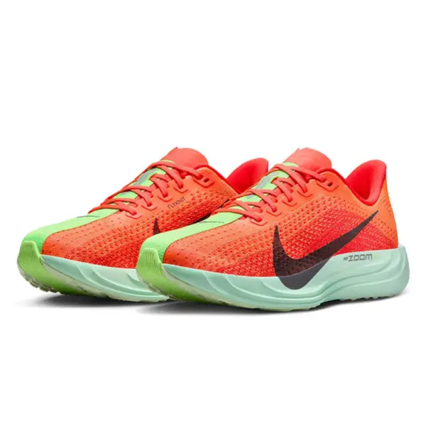 NIKE Pegasus Plus รองเท้าวิ่งผู้หญิงสีส้ม ไซส์ US 6 - Image 2